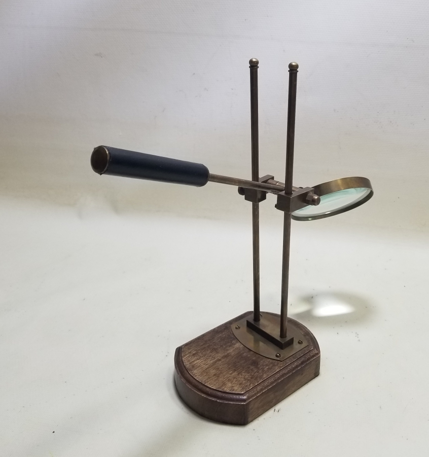 ANTİKA AYAKLI SAHAF BÜYÜTECİ