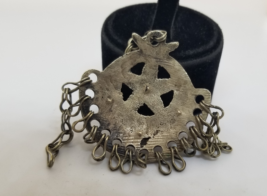 SAVAT İŞÇİLİKLİ VE AY YILDIZ FİGÜRLÜ OSMANLI DÖNEMİ FES SÜSÜ