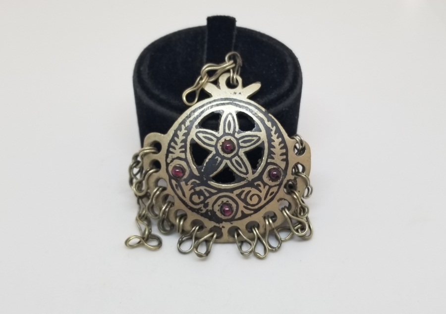 SAVAT İŞÇİLİKLİ VE AY YILDIZ FİGÜRLÜ OSMANLI DÖNEMİ FES SÜSÜ