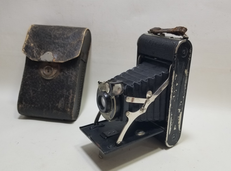 ORİJİNAL KUTUSUNDA OSMANLI DÖNEMİ İNGİLİZ FOTOĞRAF MAKİNESİ