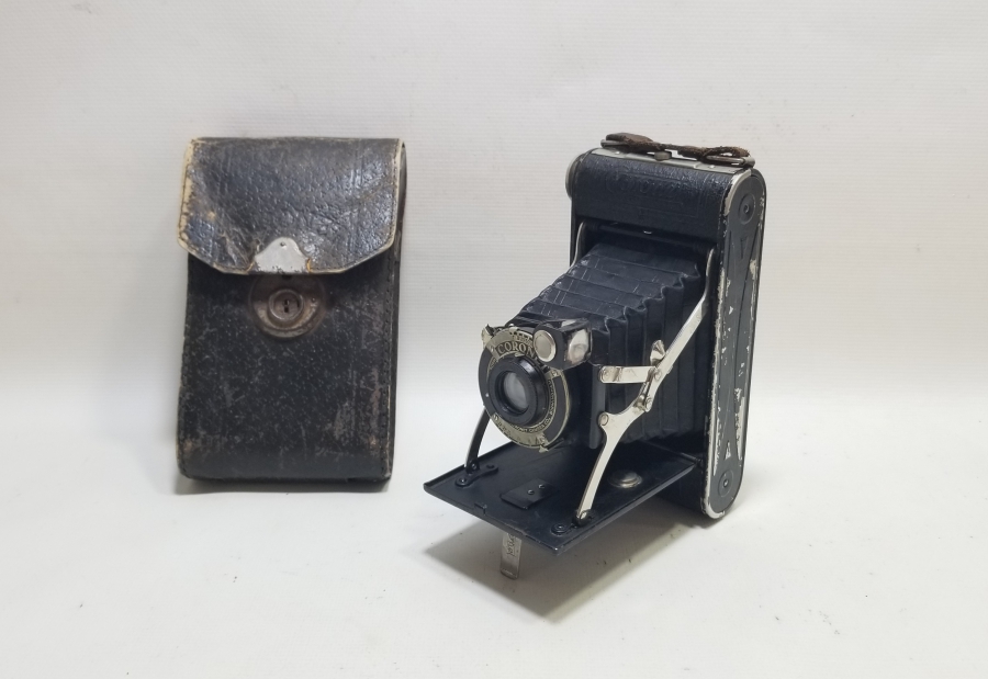 ORİJİNAL KUTUSUNDA OSMANLI DÖNEMİ İNGİLİZ FOTOĞRAF MAKİNESİ