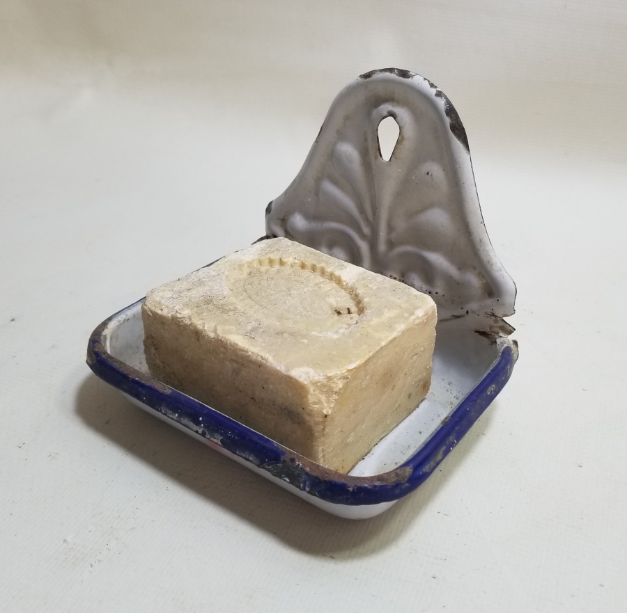 ANTİKA EMAYE SABUNLUK VE SABUN