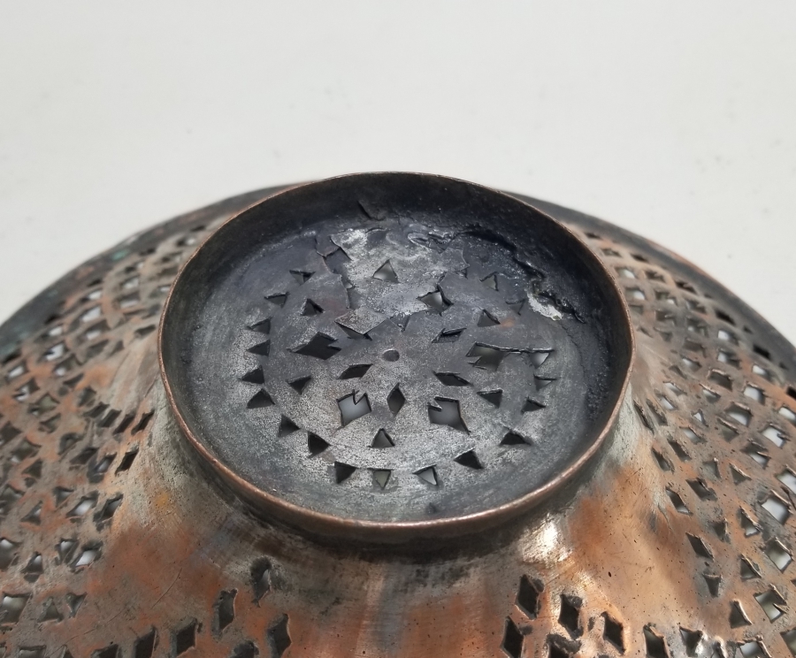 TESTERE İŞÇİLİKLİ OSMANLI DÖNEMİ KUBBELİ LENGER SÜZGECİ