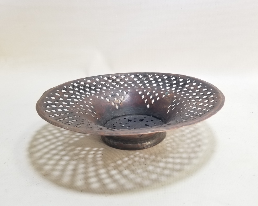 TESTERE İŞÇİLİKLİ OSMANLI DÖNEMİ KUBBELİ LENGER SÜZGECİ