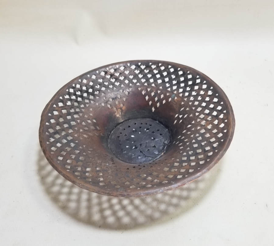 TESTERE İŞÇİLİKLİ OSMANLI DÖNEMİ KUBBELİ LENGER SÜZGECİ