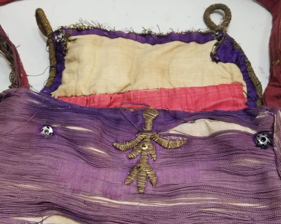 ÜZERİ SIRMA İŞÇİLİKLİ OSMANLI DÖNEMİ KUR'AN-I KERİM KABI