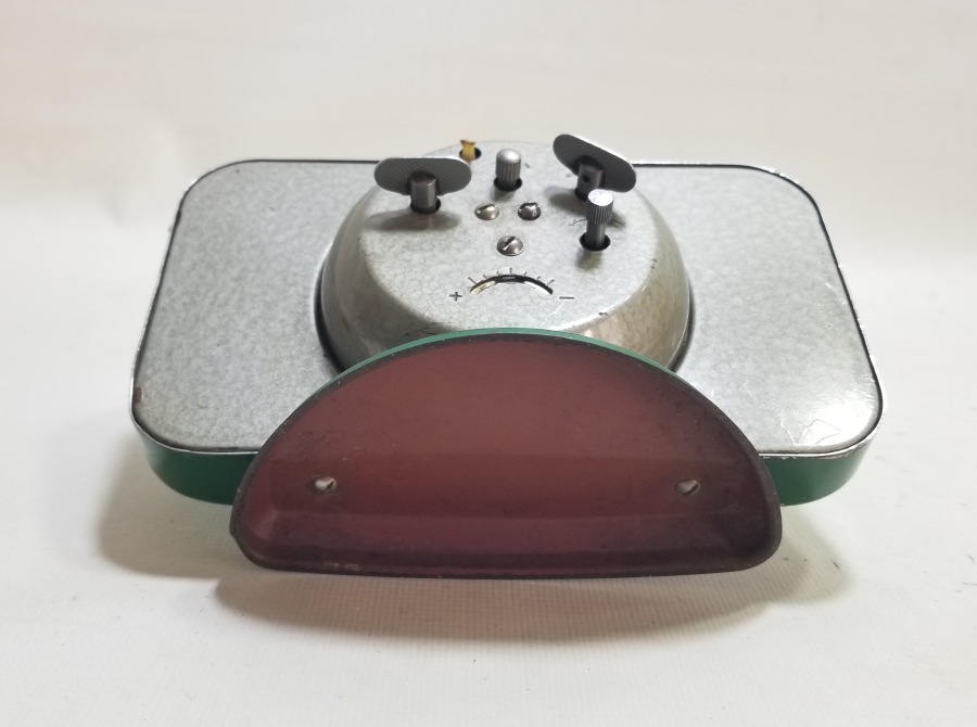 ANTİKA KURMALI MASA SAATİ