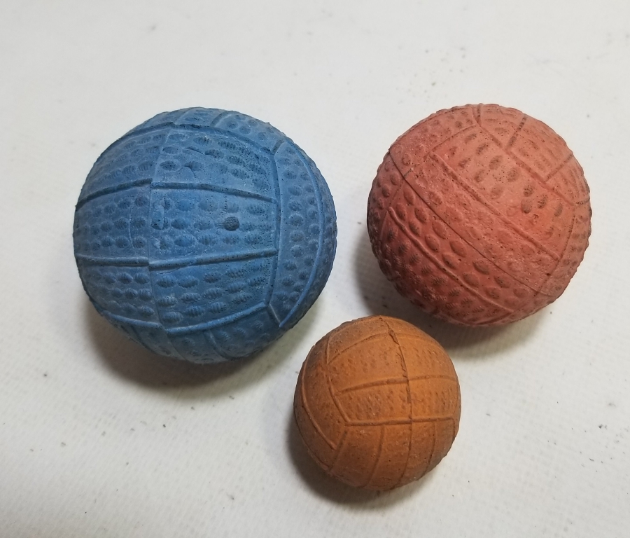 3 ADET ANTİKA OYUNCAK TOP