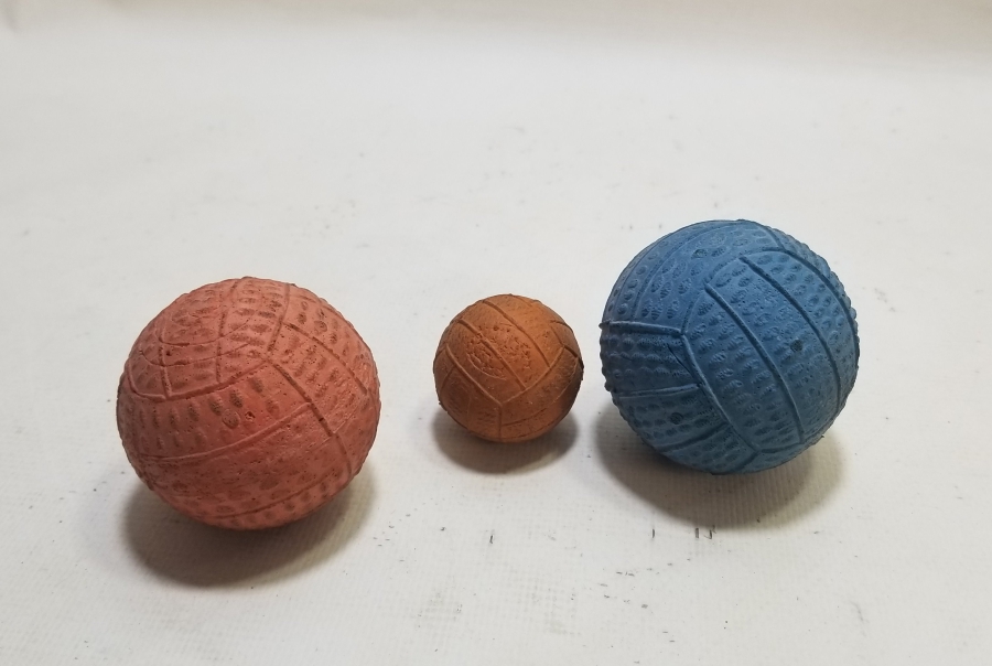 3 ADET ANTİKA OYUNCAK TOP