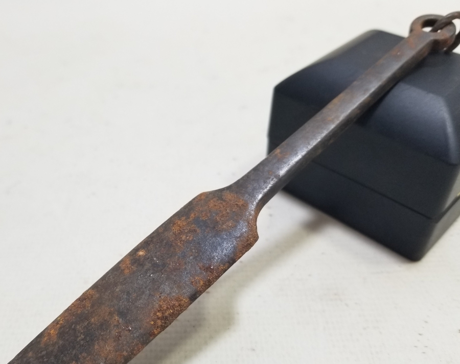 OSMANLI DÖNEMİ KILIÇ MASATI