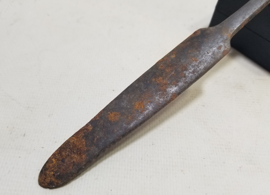 OSMANLI DÖNEMİ KILIÇ MASATI