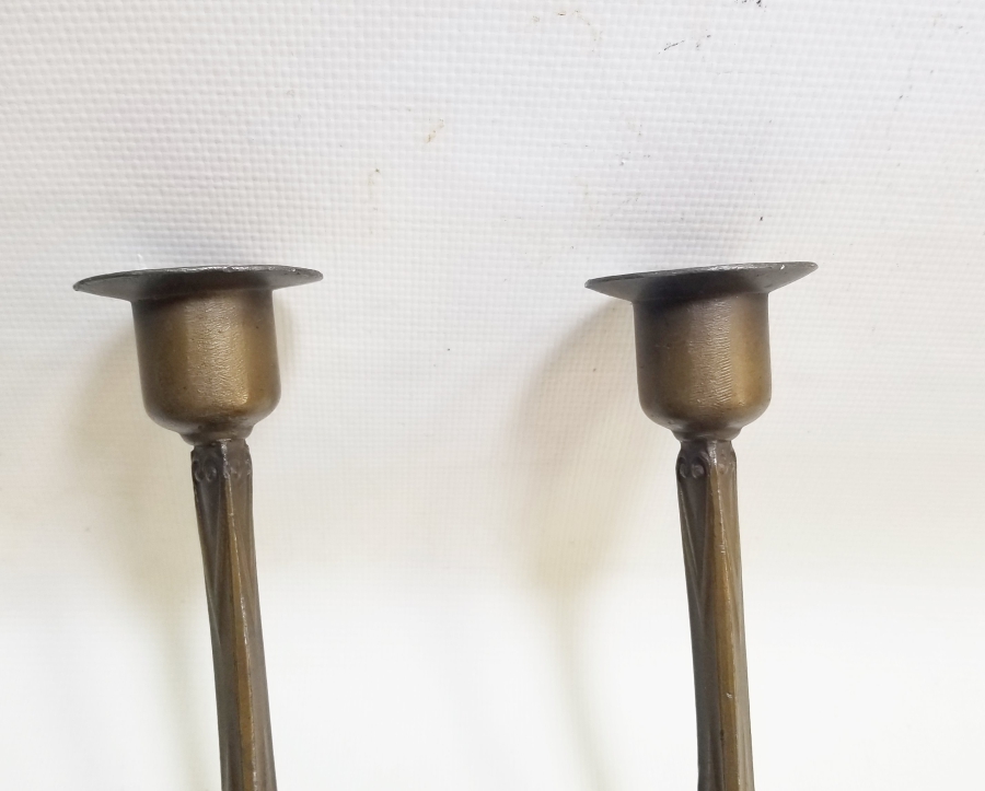 KABARTMA İŞÇİLİKLİ ANTİKA ÇİFT ŞAMDAN