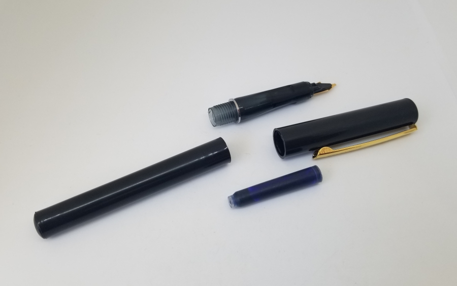 ÇİL KONDİSYONDA DOLMA KALEM