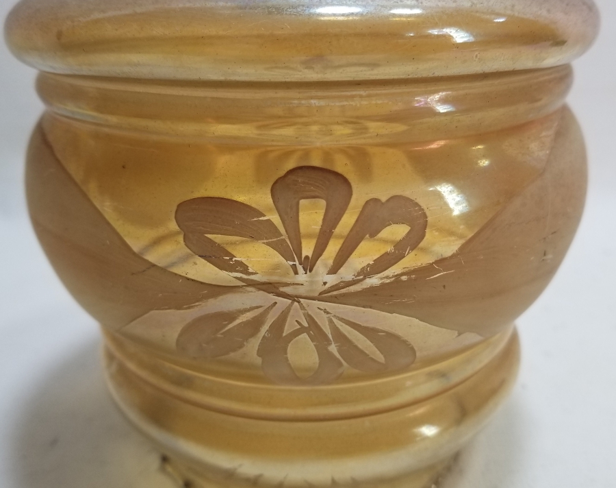 ÜZERİ PORSELEN BONCUKLU ANTİKA FRANSIZ LAMBA