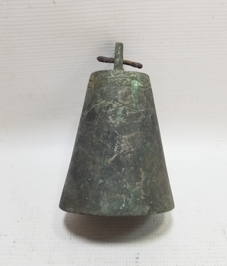 OSMANLI DÖNEMİ KABARTMA İŞÇİLİKLİ BRONZ DEVE ÇANI