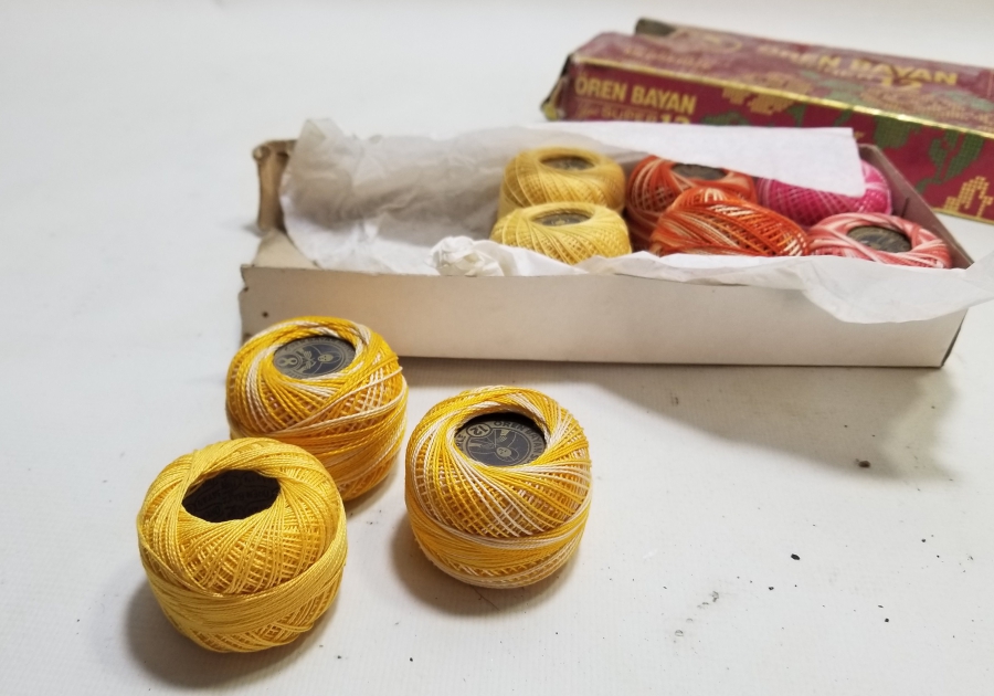 KULLANILMAMIŞ PAKETİNDE İP YUMAKLARI