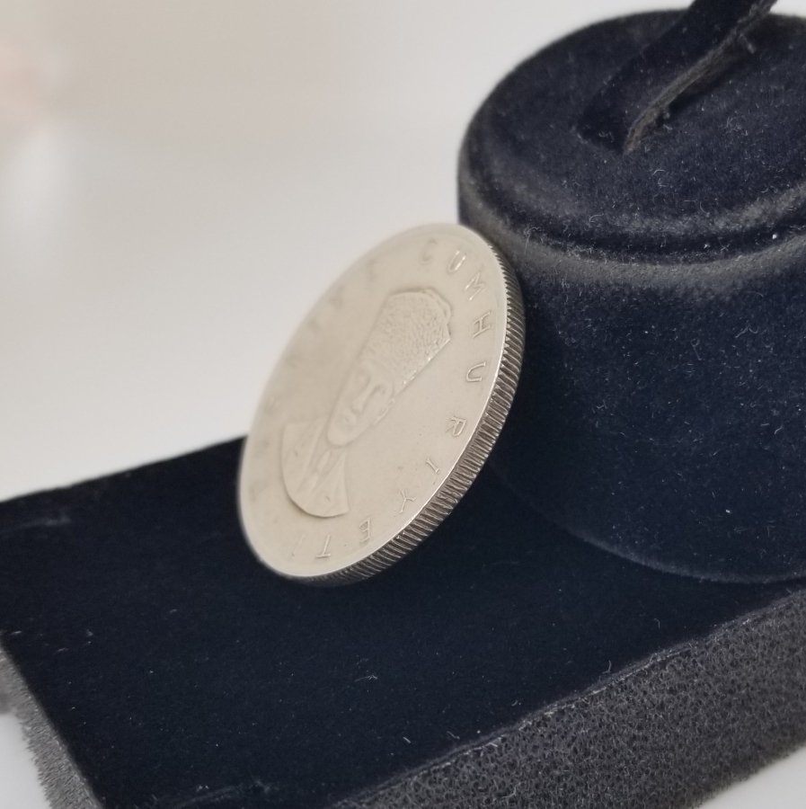 CUMHURİYETİN İLANININ 50. YILINA ÖZEL BASTIRILMIŞ GÜMÜŞ HATIRA PARA