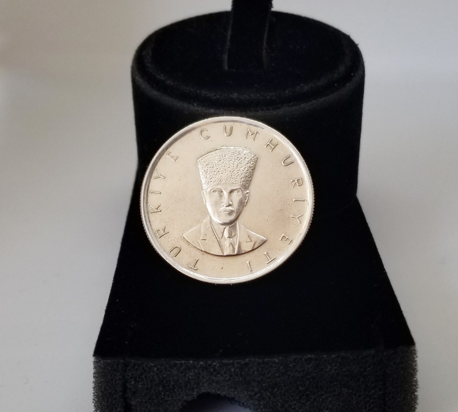 CUMHURİYETİN İLANININ 50. YILINA ÖZEL BASTIRILMIŞ GÜMÜŞ HATIRA PARA