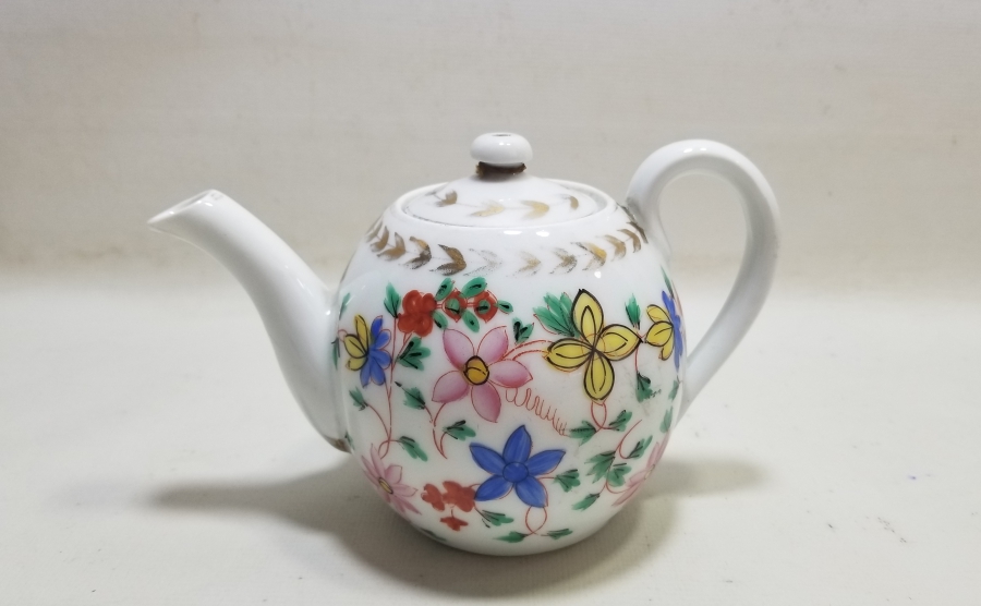 OSMANLI DÖNEMİ EL BOYAMA KUZNETSOV PORSELEN ÇAYDANLIK