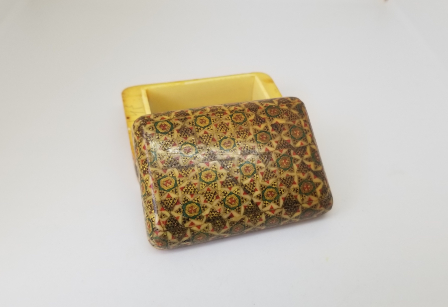 HATEM İŞİ ANTİKA KAPAKLI KUTU