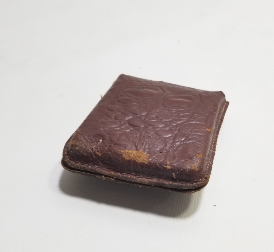 ORİJİNAL DERİ KILIFINDA ANTİKA ASKERİ PUSULA