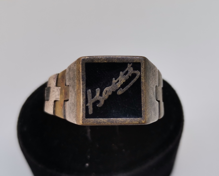 ÜZERİNDE ATATÜRK'ÜN İMZASI BULUNAN GÜMÜŞ YÜZÜK