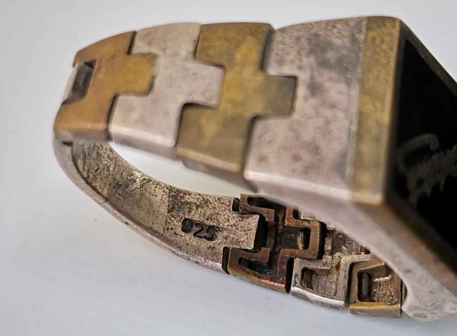 ÜZERİNDE ATATÜRK'ÜN İMZASI BULUNAN GÜMÜŞ YÜZÜK