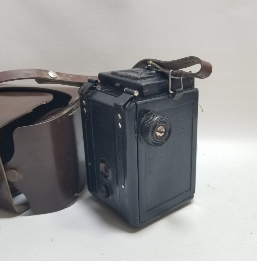 ORİJİNAL DERİ KUTUSUNDA ANTİKA LUBİTEL 2 MARKA FOTOĞRAF MAKİNESİ