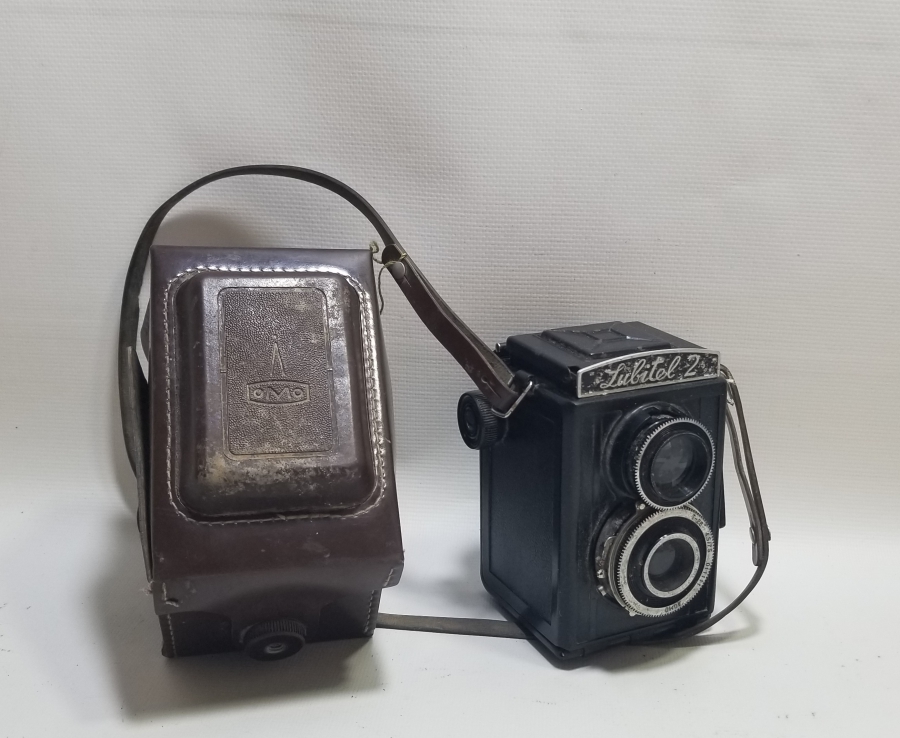 ORİJİNAL DERİ KUTUSUNDA ANTİKA LUBİTEL 2 MARKA FOTOĞRAF MAKİNESİ