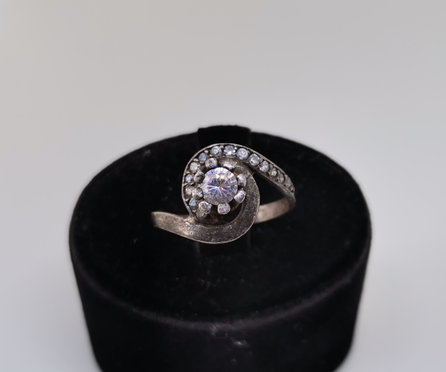 MARGAZİT TAŞLI SONSUZLUK MODELİ GÜMÜŞ YÜZÜK