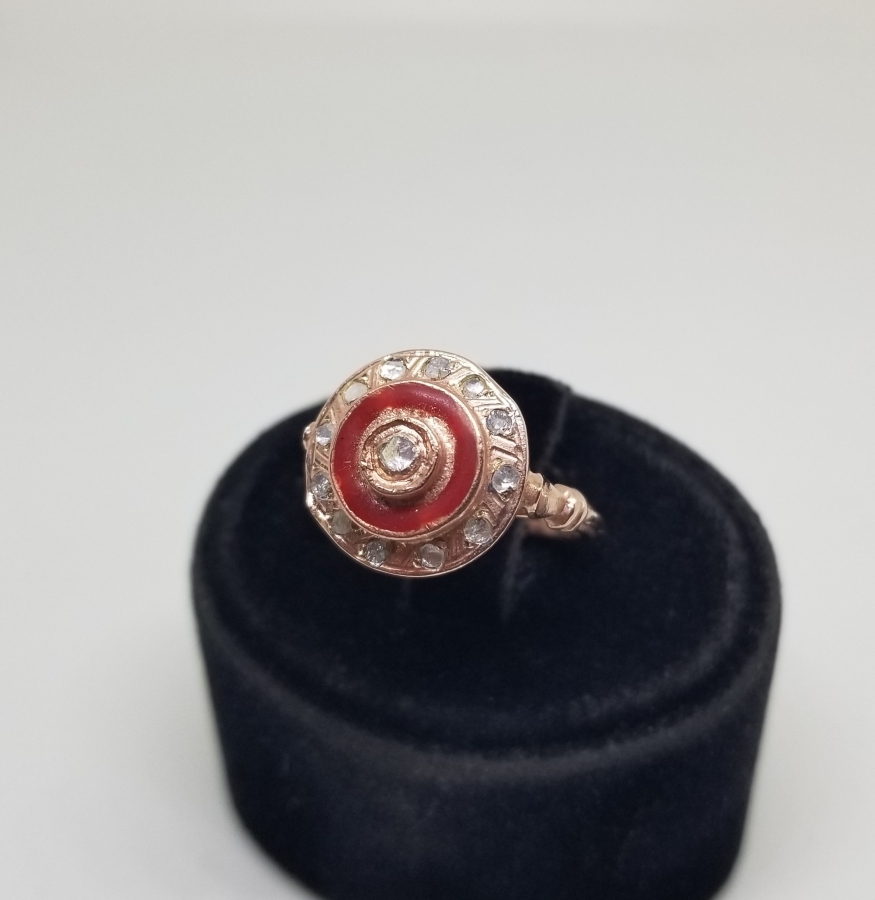 MİNE İŞÇİLİKLİ VE ELMAS TAŞLI ALTIN KAPLAMA YÜZÜK