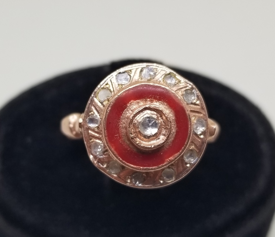 MİNE İŞÇİLİKLİ VE ELMAS TAŞLI ALTIN KAPLAMA YÜZÜK