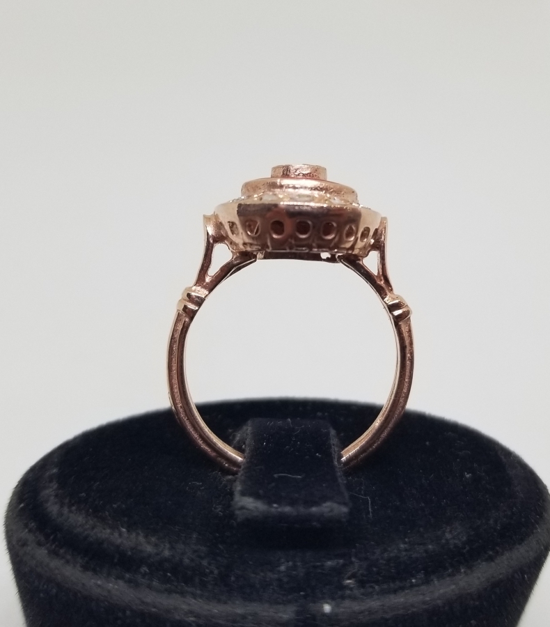 MİNE İŞÇİLİKLİ VE ELMAS TAŞLI ALTIN KAPLAMA YÜZÜK