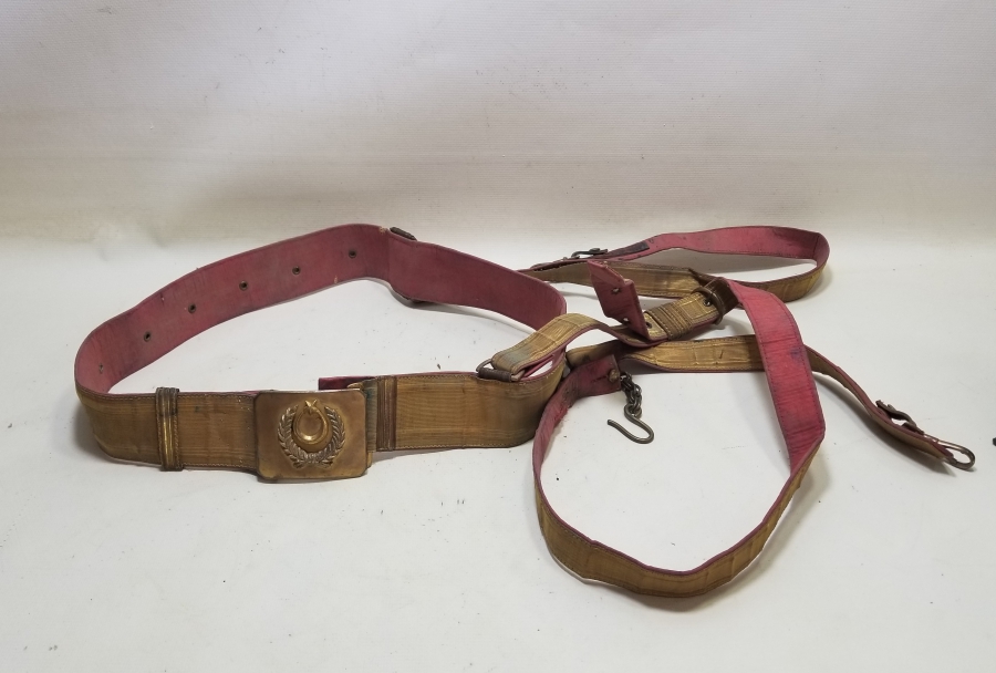 CUMHURİYET BAŞLARI NADİR TİPTE ALTIN SIRMALI SUBAY KEMERİ