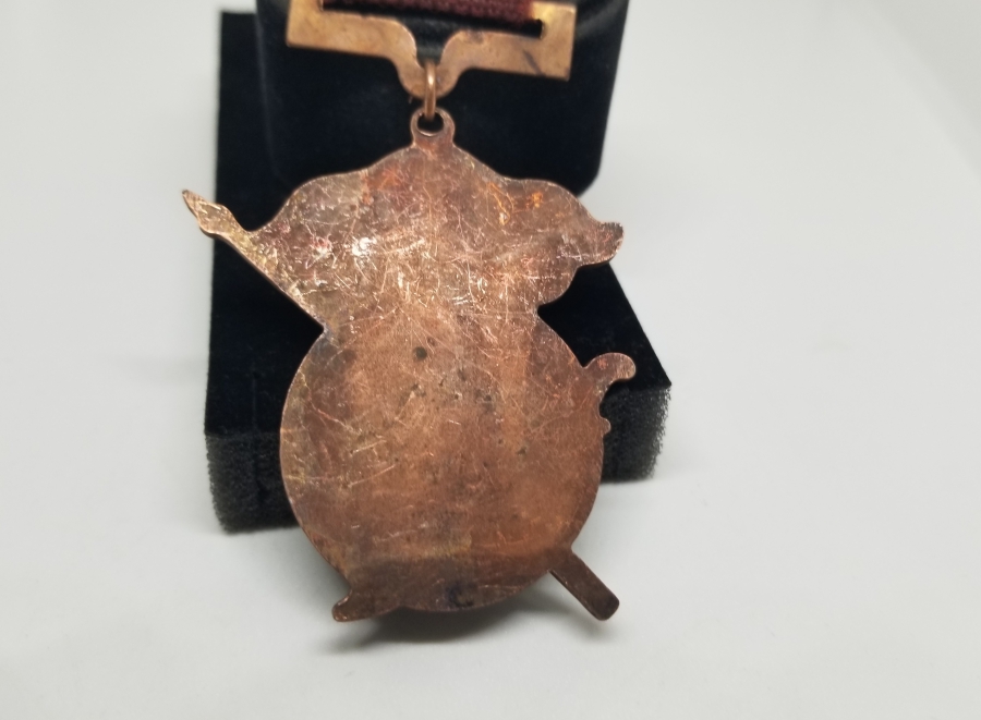 NADİR TİPTE ÜZERİ ORAK ÇEKİÇLİ ANTİKA RUS MADALYON