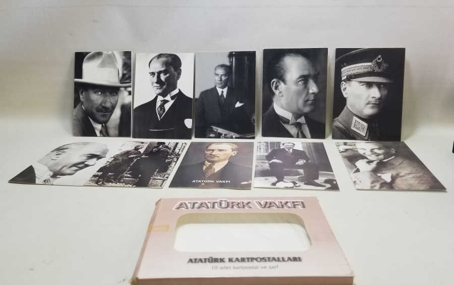 ATATÜRK VAKFI TARAFINDAN VERİLMİŞ ATATÜRK KARTPOSTALLARI LOTU
