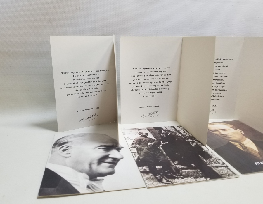 ATATÜRK VAKFI TARAFINDAN VERİLMİŞ ATATÜRK KARTPOSTALLARI LOTU
