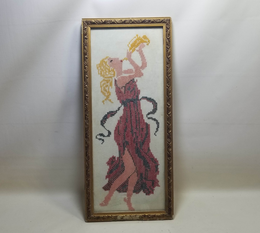 ORİJİNAL ÇERÇEVESİNDE KANAVİÇE İŞÇİLİKLİ ANTİKA PANO