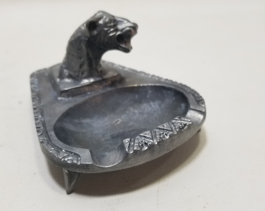 KABARTMA İŞÇİLİKLİ ANTİKA KÜLLÜK