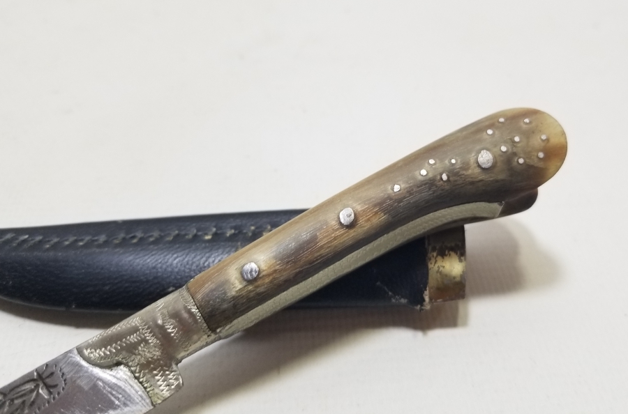 BABAKALE YAPIMI BOYNUZ SAPLI ANTİKA BIÇAK