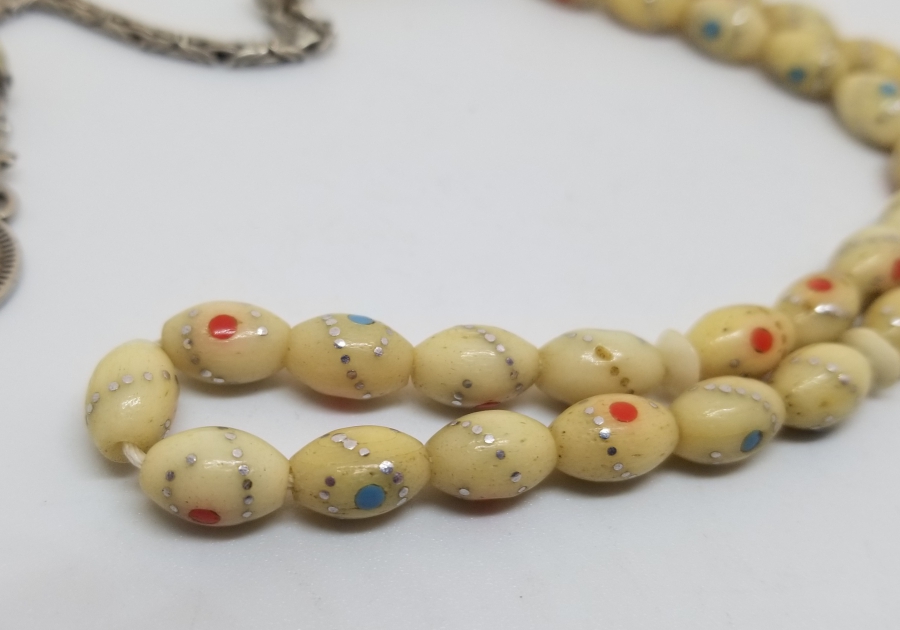 ÜZERİ GÜMÜŞ ÇAKMA İŞÇİLİKLİ ÖZEL YAPIM KEMİK TESPİH