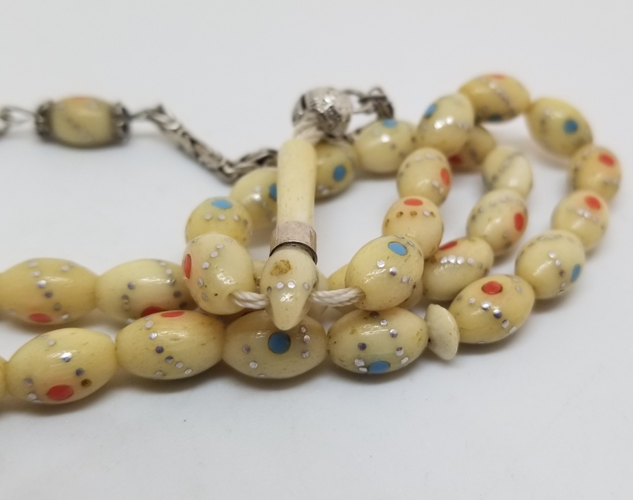 ÜZERİ GÜMÜŞ ÇAKMA İŞÇİLİKLİ ÖZEL YAPIM KEMİK TESPİH