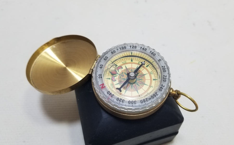 ANTİKA PİRİNÇ PUSULA