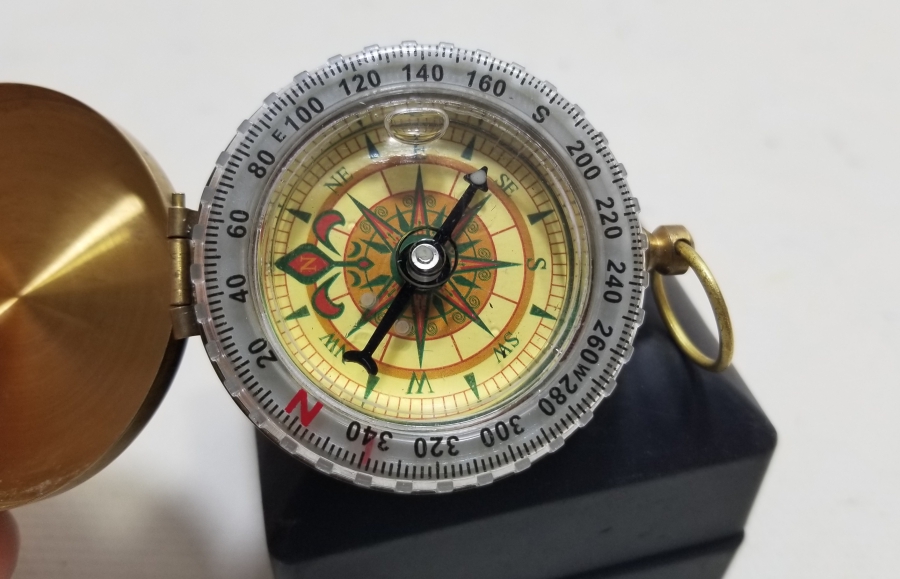 ANTİKA PİRİNÇ PUSULA