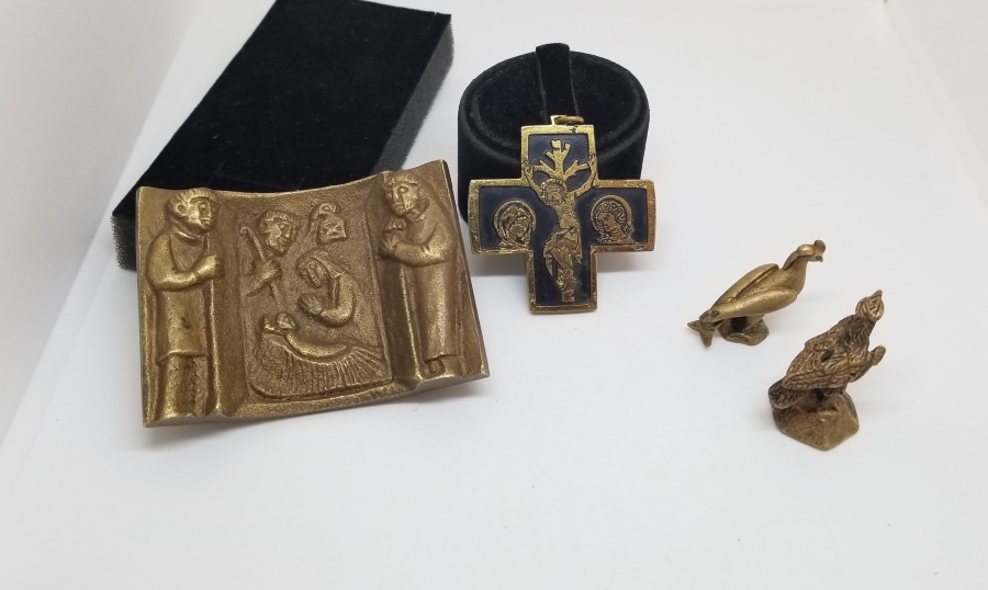 ANTİKA DİNİ OBJE LOTU