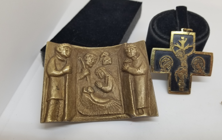 ANTİKA DİNİ OBJE LOTU