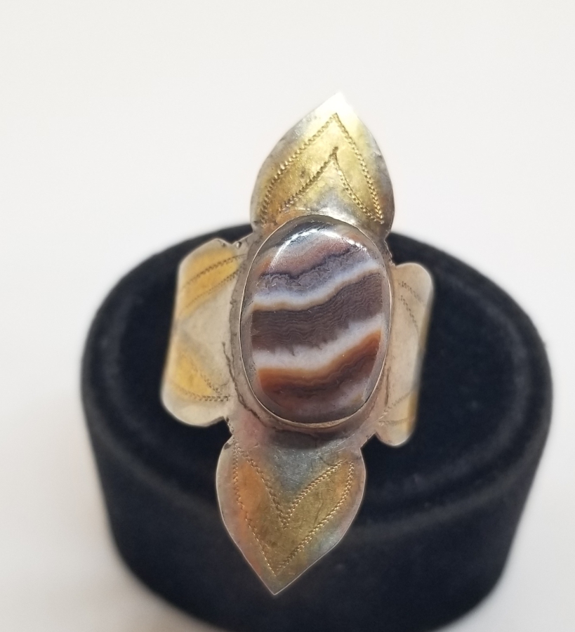 ÜZERİ SÜLEYMANİYE AKİKLİ VE KALEM İŞÇİLİKLİ TÜRKMEN İŞİ ANTİKA YÜZÜK