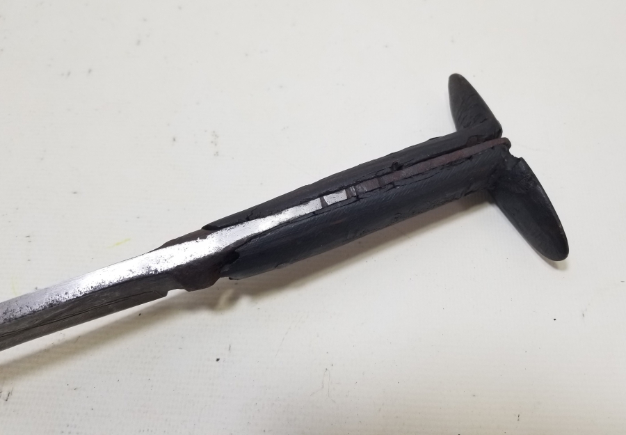 ÜZERİ ALTIN ÇAKMA İŞÇİLİKLİ KUŞAK YATAĞANI