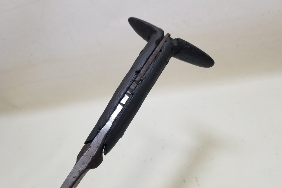 ÜZERİ ALTIN ÇAKMA İŞÇİLİKLİ KUŞAK YATAĞANI