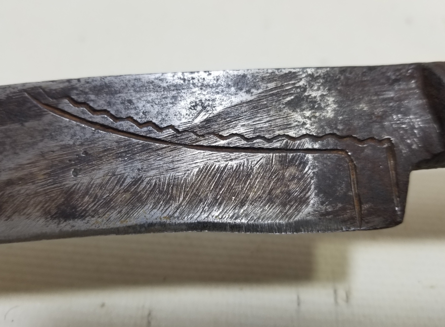 ÜZERİ ALTIN ÇAKMA İŞÇİLİKLİ KUŞAK YATAĞANI